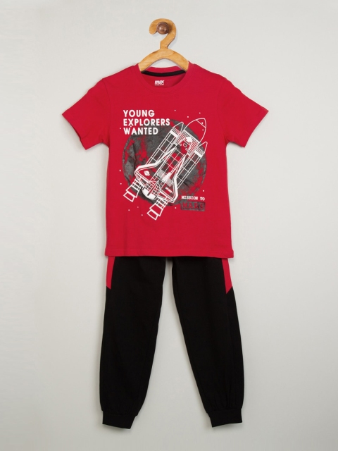 max Boys Red & Black Printed Night Suit