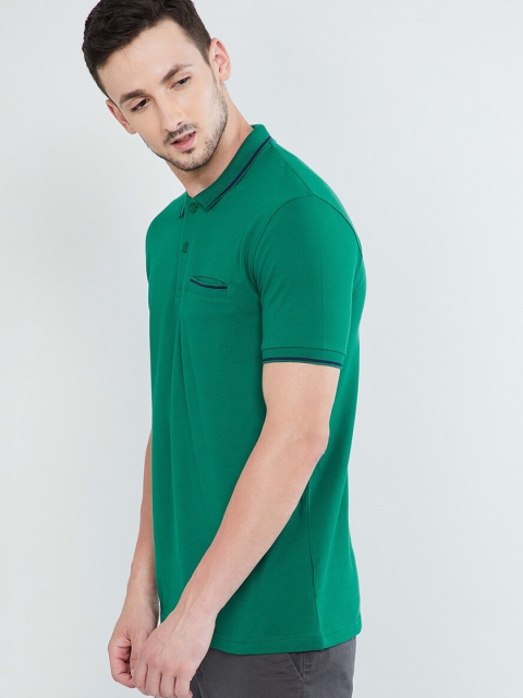 

max Men Green Solid Polo Collar T-shirt