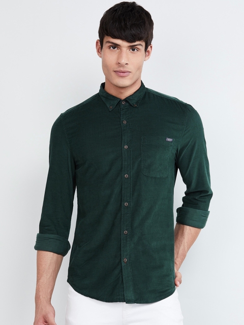 

max Men Green Slim Fit Solid Casual Shirt