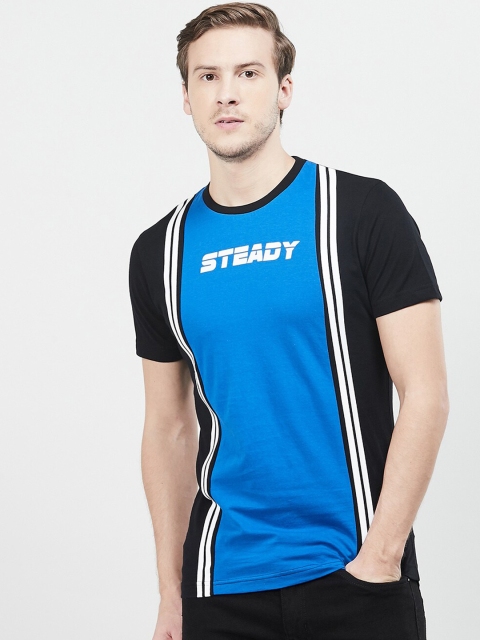 

max Men Black Colourblocked Round Neck T-shirt