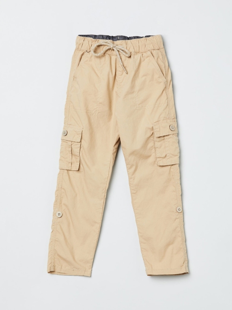 

max Boys Beige Regular Fit Solid Cargos