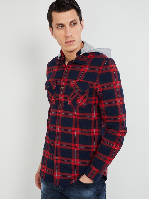 

max Men Red & Blue Slim Fit Checked Casual Hooded Shirt