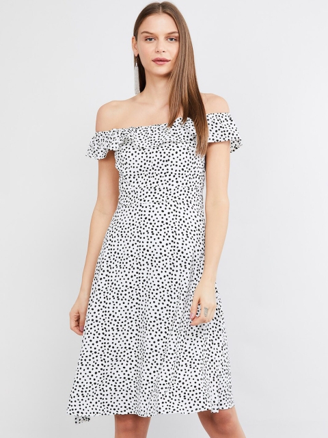 

max Women White & Black Printed Fit and Flare Dress