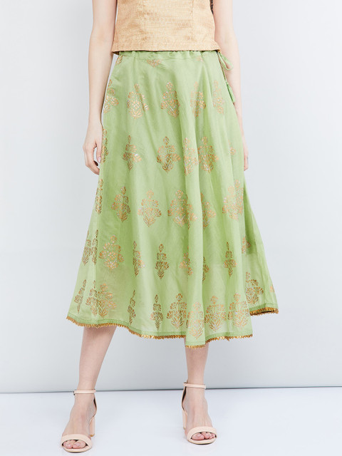 

max Women Green & Gold-Toned Printed Flared Maxi Skirt
