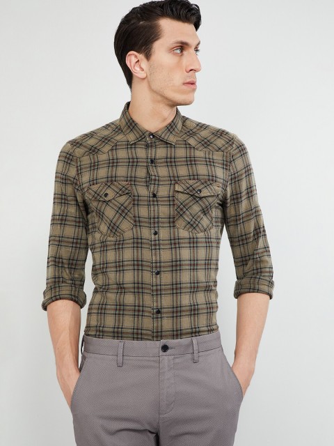 

max Men Khaki & Blue Slim Fit Checked Casual Shirt