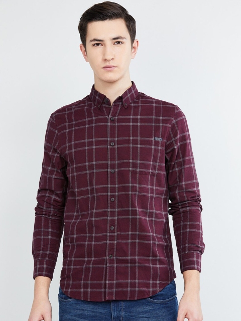 

max Men Maroon Slim Fit Checked Casual Shirt