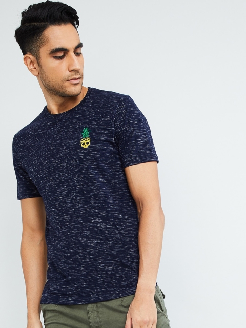 

max Men Blue Solid Round Neck T-shirt