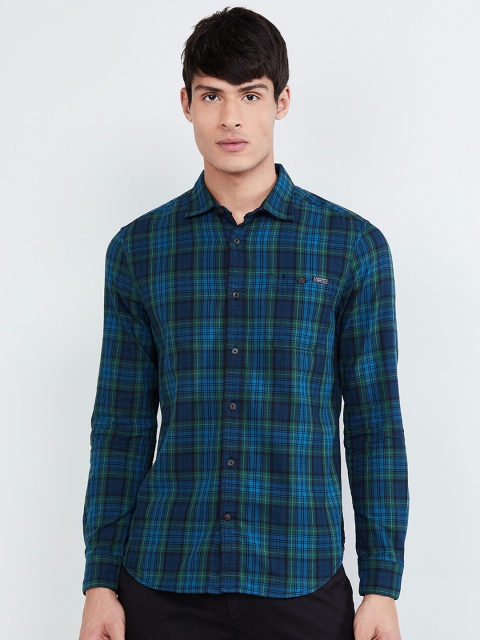 

max Men Green Slim Fit Checked Casual Shirt