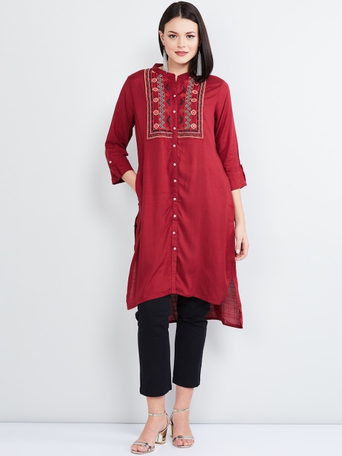 

max Women Red Solid Straight Kurta