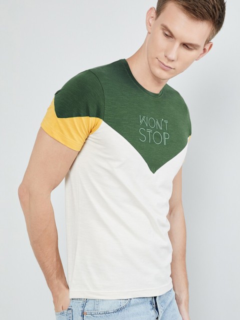 

max Men Green & White Colourblocked Round Neck T-shirt