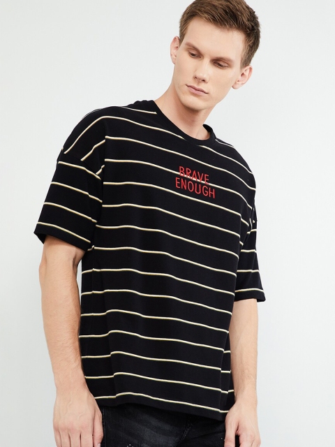 

max Men Black Striped Round Neck T-shirt