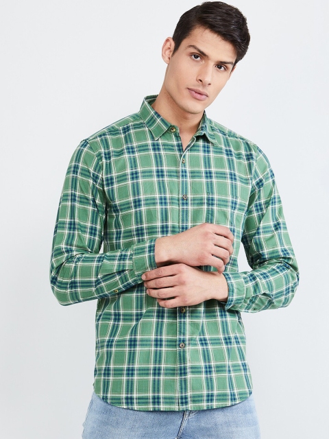 

max Men Green Regular Fit Checked Casual Shirt