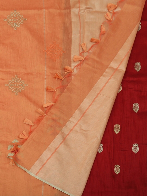 

Pothys Peach-Coloured & Red Linen Blend Solid Saree