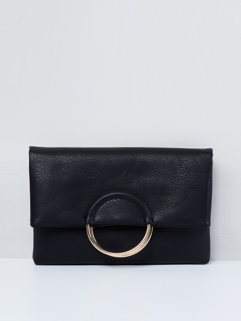 

max Black Solid Sling Bag