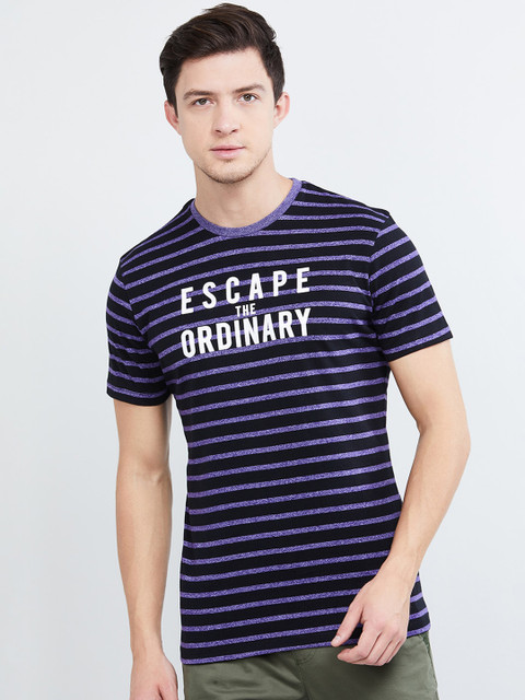 

max Men Black Striped Round Neck T-shirt