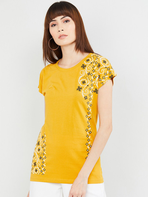 

max Women Mustard Yellow & Black Printed Extended Sleeves T-shirt