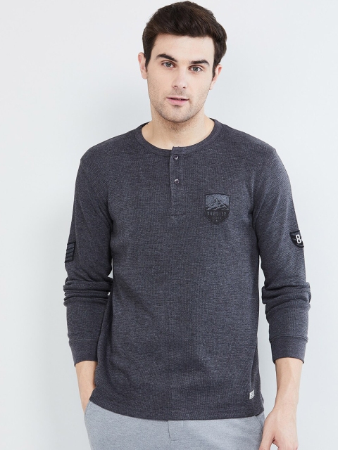 

max Men Grey Solid Henley Neck T-shirt