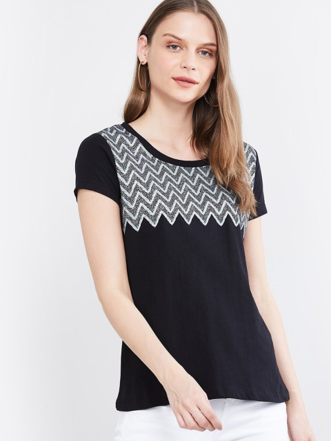 

max Women Black Striped Round Neck T-shirt