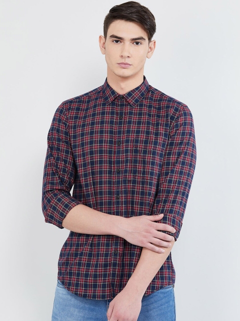 

max Men Red & Blue Regular Fit Checked Casual Shirt