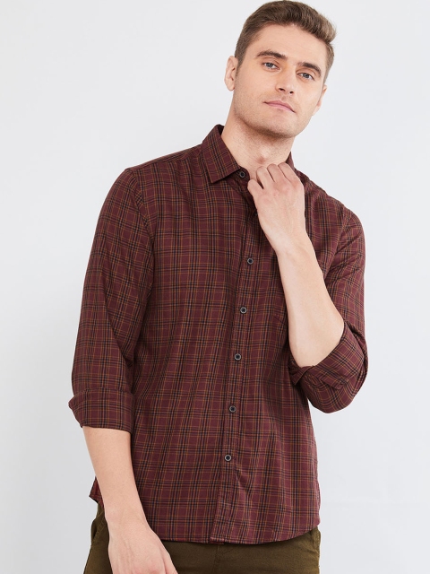 

max Men Maroon Slim Fit Checked Casual Shirt