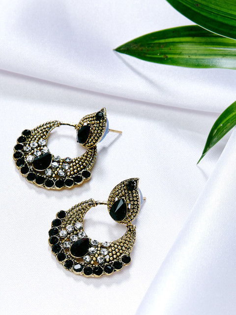 

ZeroKaata Gold-Plated Crescent Shaped Drop Earrings