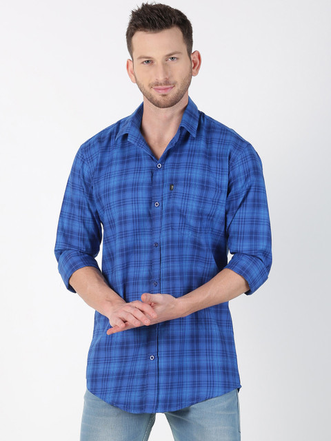 

LEVIZO Men Blue Premium Classic Fit Checked Casual Shirt