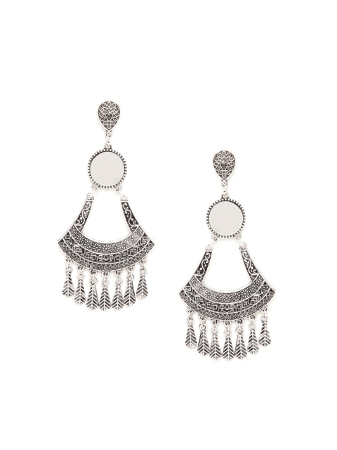 

ZeroKaata Silver-Plated Contemporary Drop Earrings