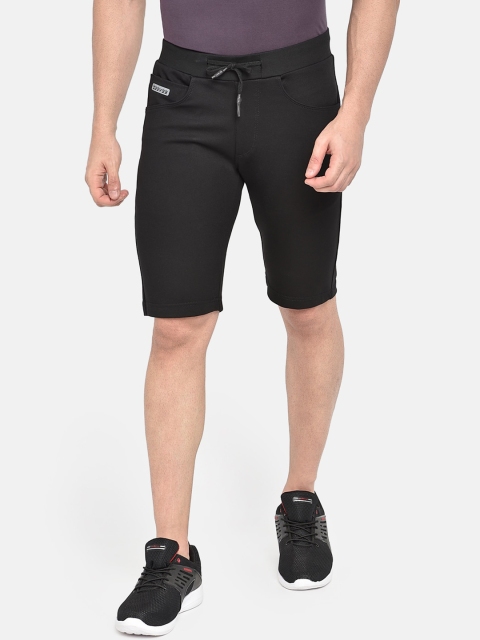 

beevee Men Black Solid Regular Fit Regular Shorts