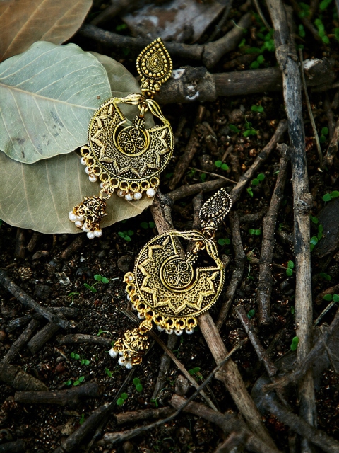 

ZeroKaata Gold-Plated Handcrafted Dome Shaped Jhumkas