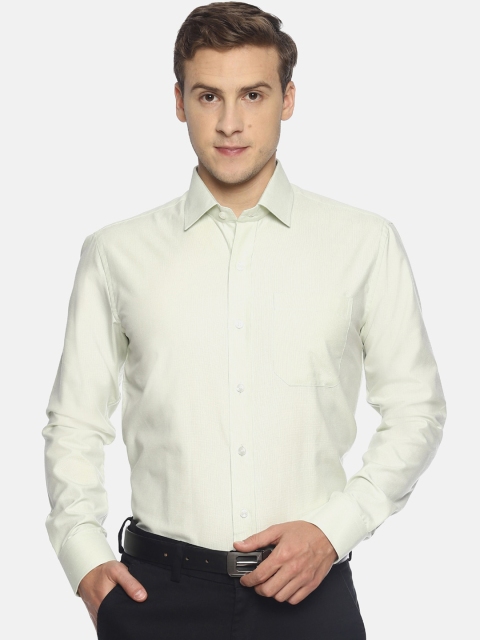 

OBOW Men Pastel Green Premium Regular Fit Solid Formal Shirt