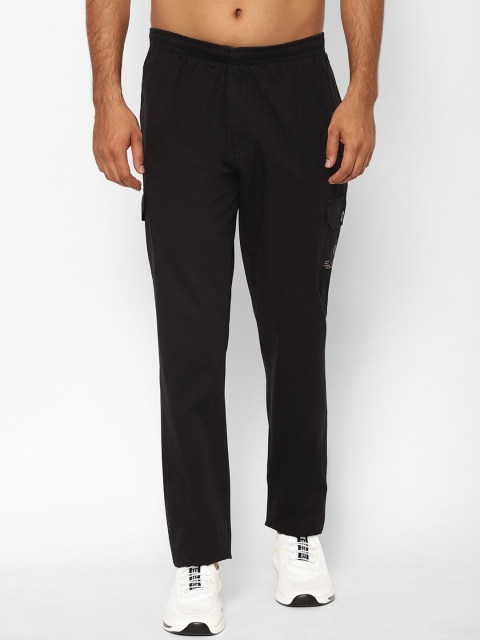 

SAPPER Men Black Regular Fit Solid Cargos