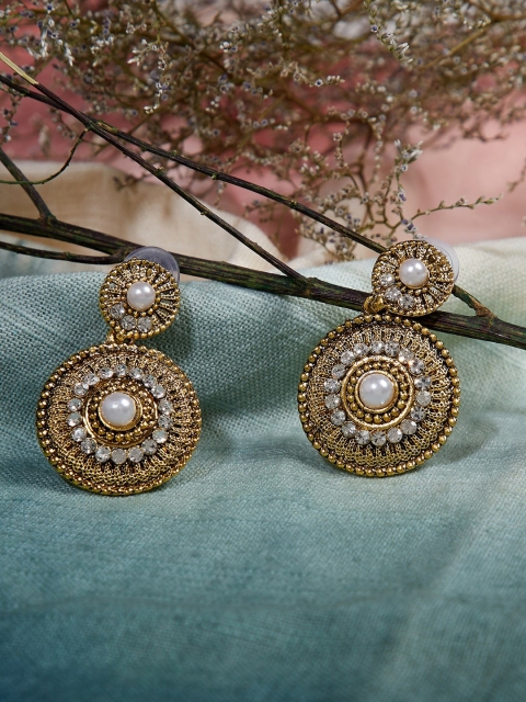 

ZeroKaata Gold-Toned & Off-White Circular Drop Earrings