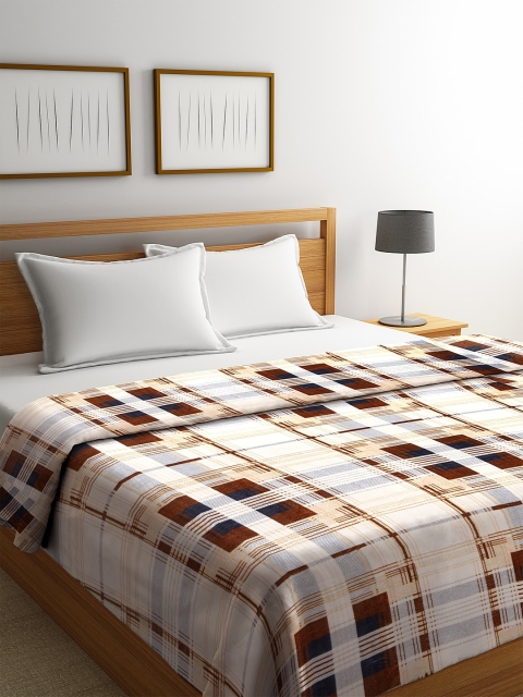 

NEUDIS Brown Geometric AC Room 210 GSM Double Bed Blanket