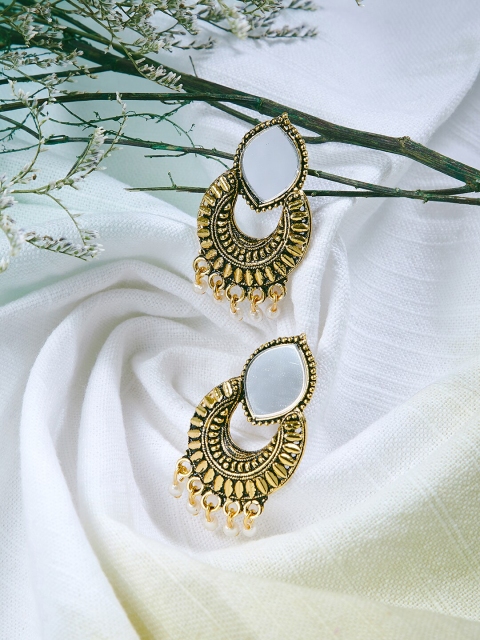 

ZeroKaata Gold-Plated Handcrafted Oval Chandbalis