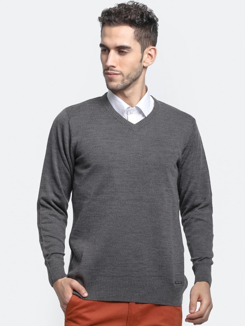 

Monte Carlo Men Grey Solid Pullover Sweater