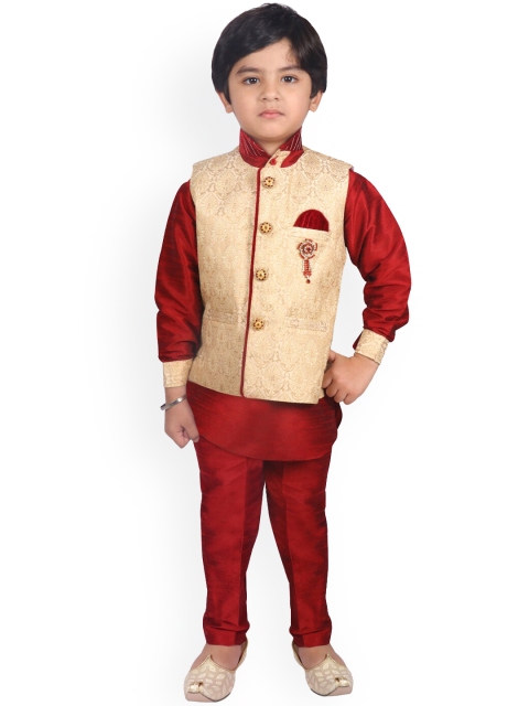 

SG YUVRAJ Boys Maroon & Beige Solid Kurta with Trousers