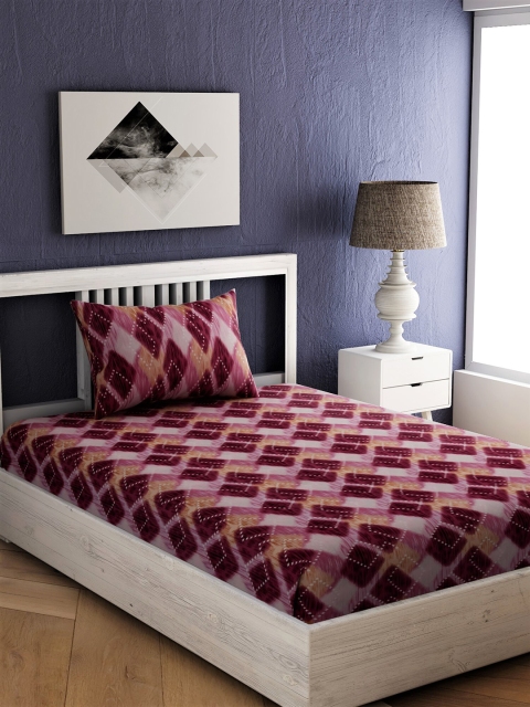 

EverHOME Maroon & Pink Geometric 144 TC Cotton 1 Single Bedsheet with 1 Pillow Cover