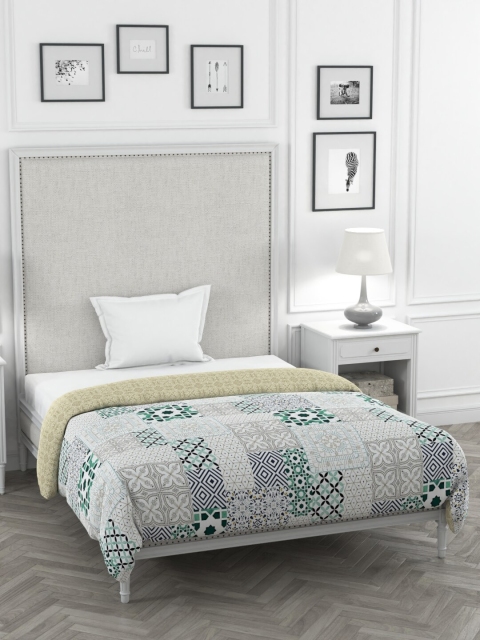 

Portico New York Off-White Geometric Heavy Winter 120 GSM Single Bed Comforter
