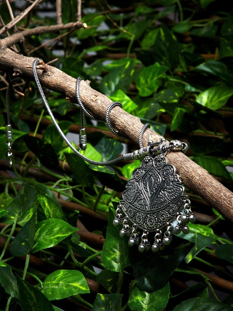 

ZeroKaata Silver-Toned Everything Pretty Motifs Oxidised Handcrafted Chain