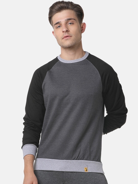 

Campus Sutra Men Charcoal Grey Solid Sweatshirt