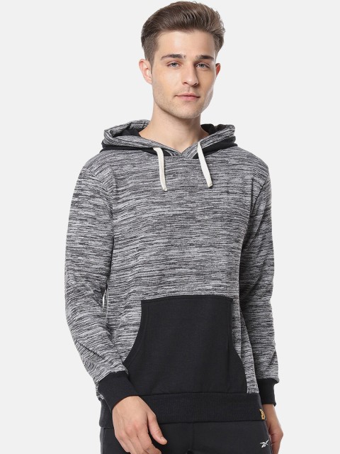 

Campus Sutra Men Grey Solid Hooded Sweatshirt