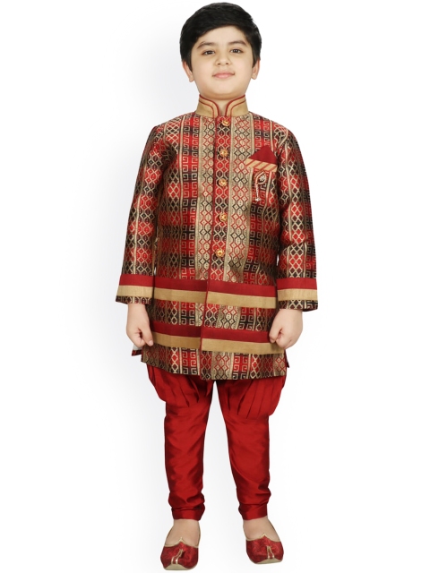 

SG YUVRAJ Boys Maroon & Gold-Coloured Raw Silk Sherwani Set