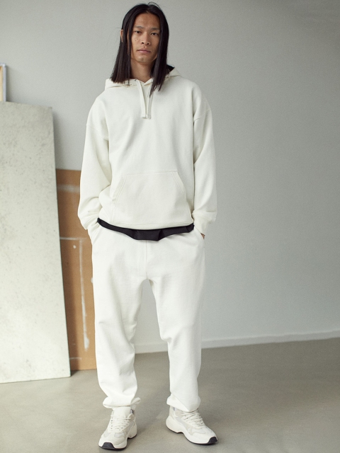 

H&M Men White Solid Cotton Joggers