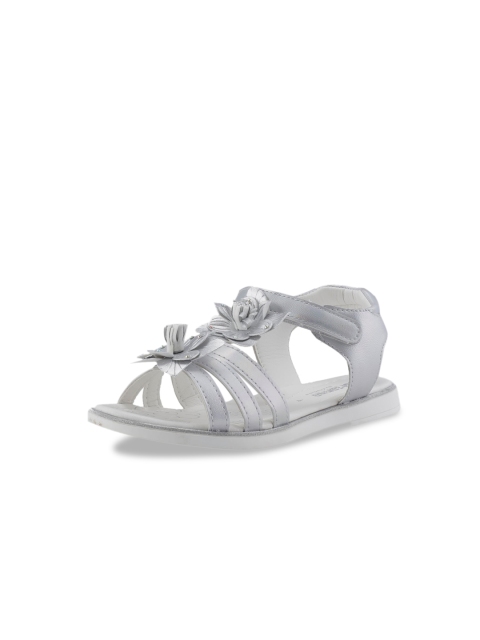 

Khadims Girls Silver-Toned Solid Open Toe Flats