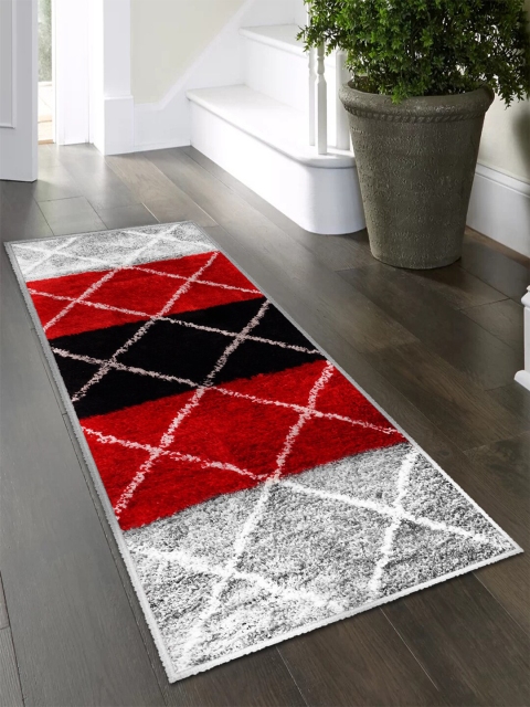 

Story@home Silver-Coloured & Red Geometric Indoor Soft Floor Runner