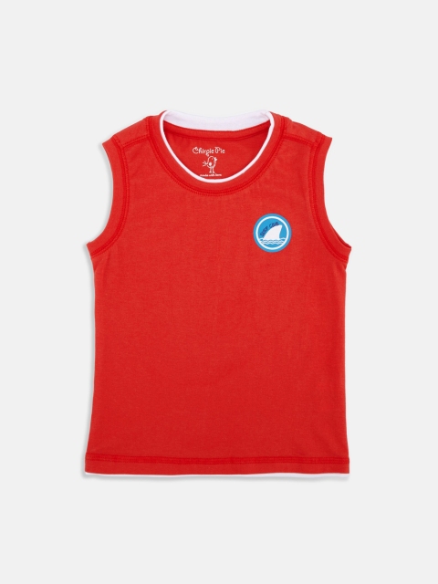 

Chirpie Pie by Pantaloons Boys Red Solid Sleeveless T-shirt