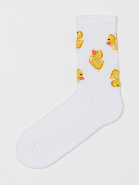 

H&M Men White & Yellow Patterned Socks