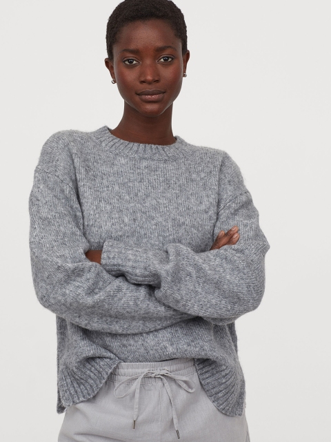

H&M Women Grey Knitted Jumper