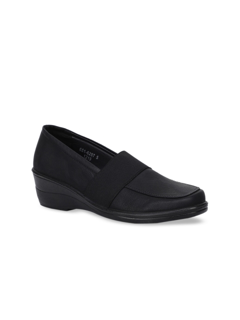 

Bata Women Black Solid Heeled Boots