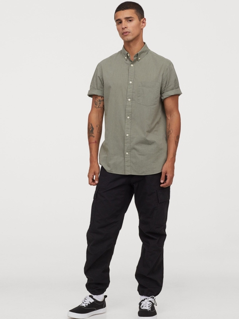 H&M Men Olive Green Solid Cotton Shirt Regular Fit